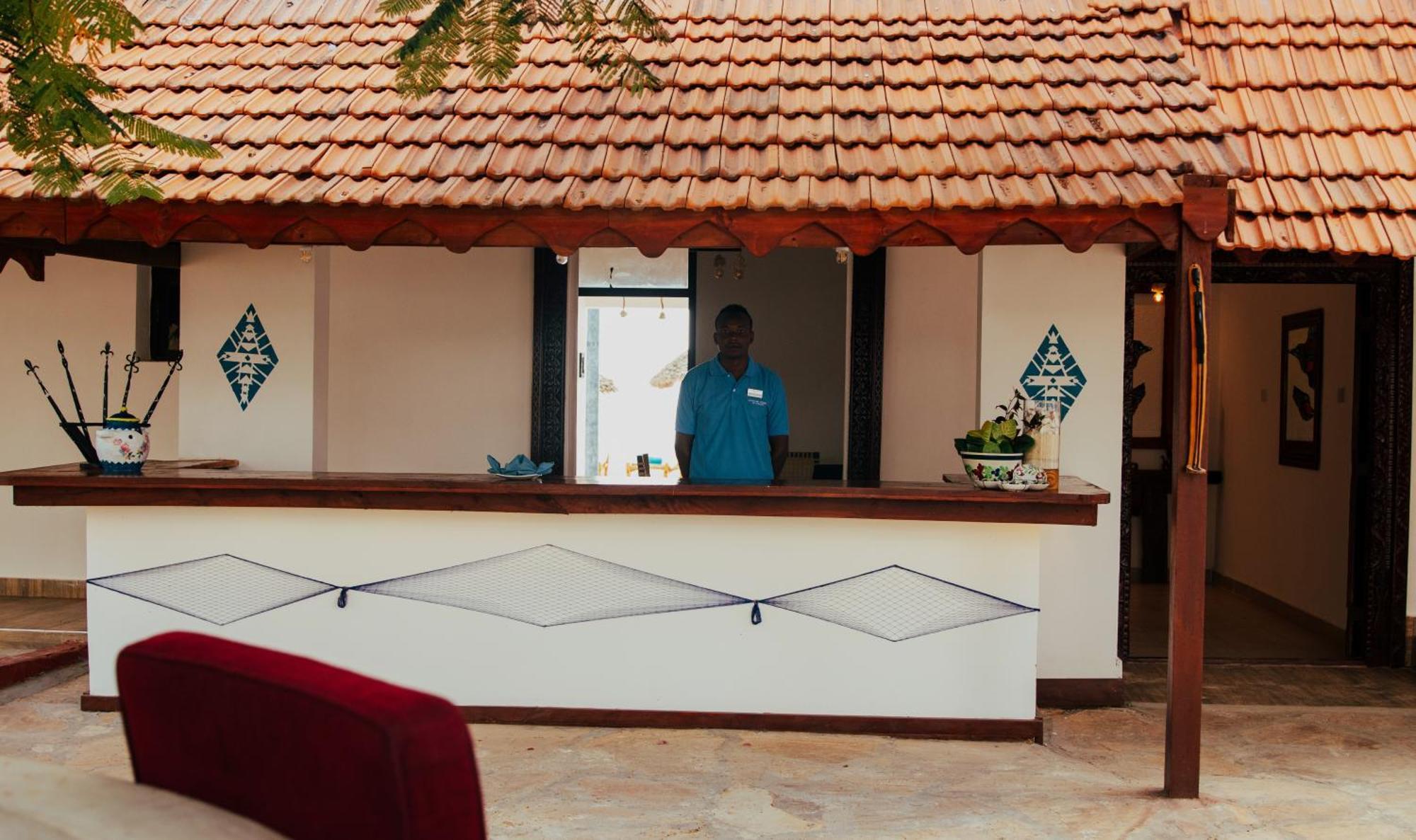 Bianco Azzurro Hotel & Restaurant Pwani Mchangani Exterior photo
