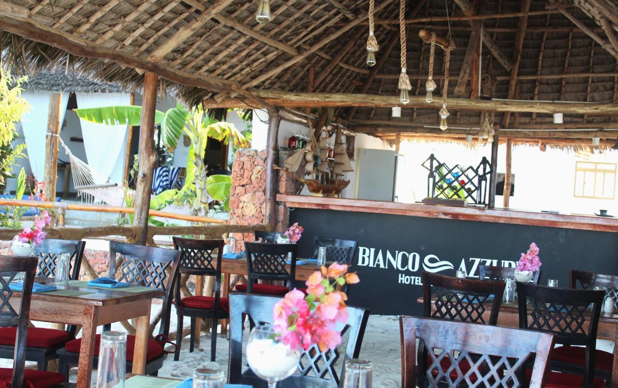 Bianco Azzurro Hotel & Restaurant Pwani Mchangani Exterior photo